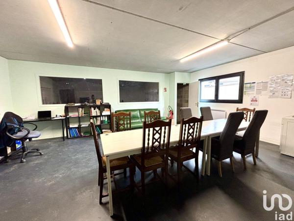 Location local d’activité 289 m² La Tour-de-Salvagny