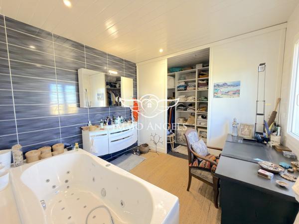 Maison spacieuse avec centre ville et plage à 3mn