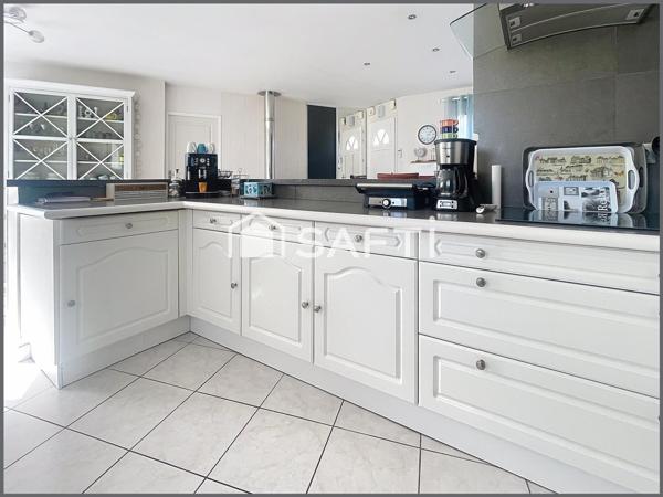 MAISON CONTENPORAIRE CLES EN MAIN