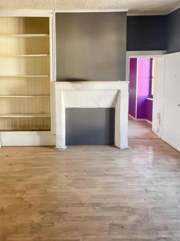 Maison de village à fort potentiel  133 m² + combles aménageables  Proche Saint-Amand-Montrond