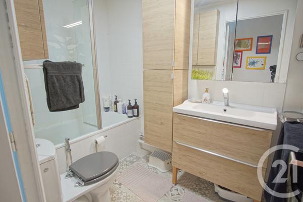 Appartement F5 à vendre  5 pièces - 114,88 m2 CHOISY LE ROI - 94