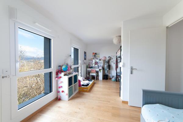 Appartement T3/T4 84 m² - 2 garages inclus