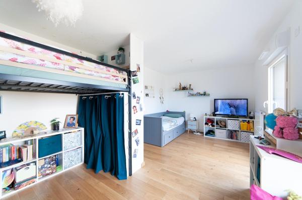 Appartement T3/T4 84 m² - 2 garages inclus