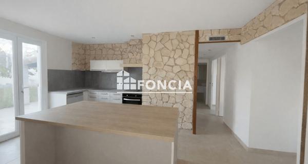 À vendre Maison 4 pièces 89 m² - Saint-martin-de-crau 13310