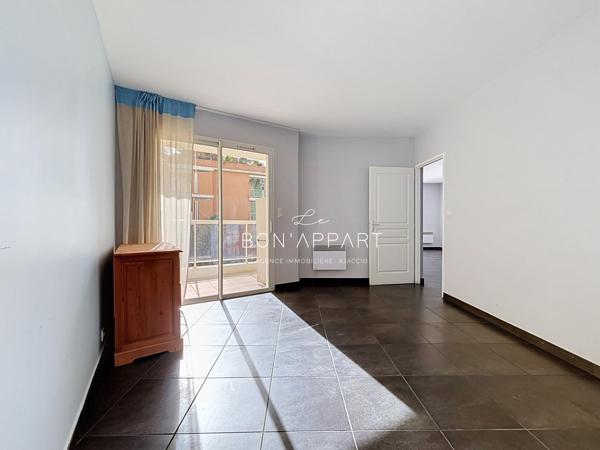 Appartement 3 pièce(s) 2 chambre(s) 87.5 m²