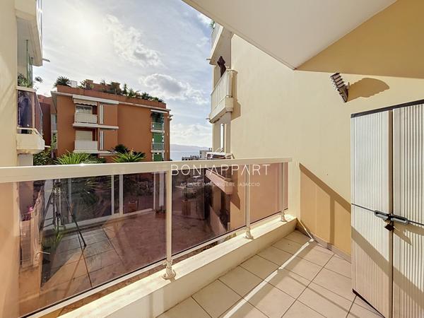 Appartement 3 pièce(s) 2 chambre(s) 87.5 m²