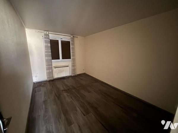 Maison 3 pièces (env. 72 m² habitables) située dans un secteur résidentiel calme