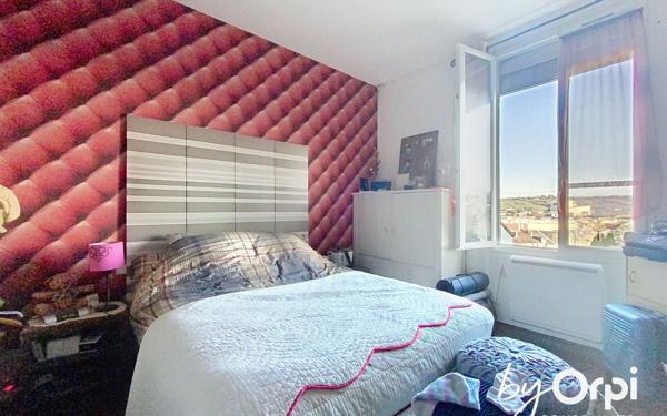 Maison à vendre    3 pièces • 92 m2 Saint-Éloy-les-Mines