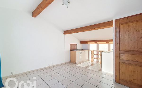 Appartement à vendre    2 pièces • 19 m2 Le Beausset