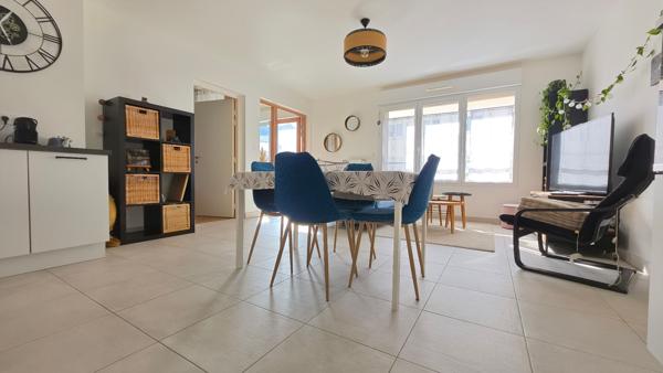 Appartement Saint Nazaire 2 pièce(s) 53 m² - Place de parking couverte - Ascenseur