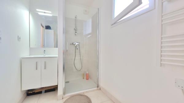 Appartement Saint Nazaire 2 pièce(s) 53 m² - Place de parking couverte - Ascenseur