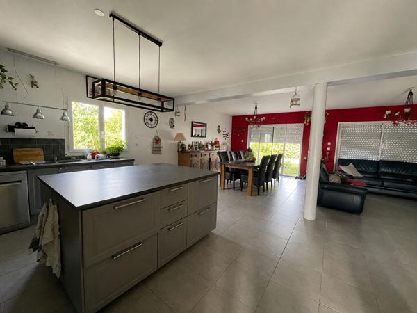 Maison de plain pied dans un environnement très calme