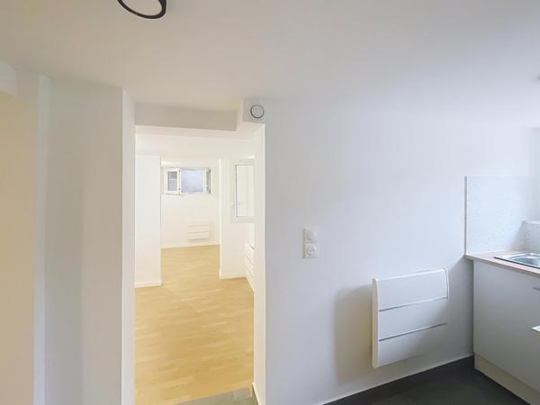 APPARTEMENT T2 DE 31M2 A ATHIS-MONS PROCHE RER C