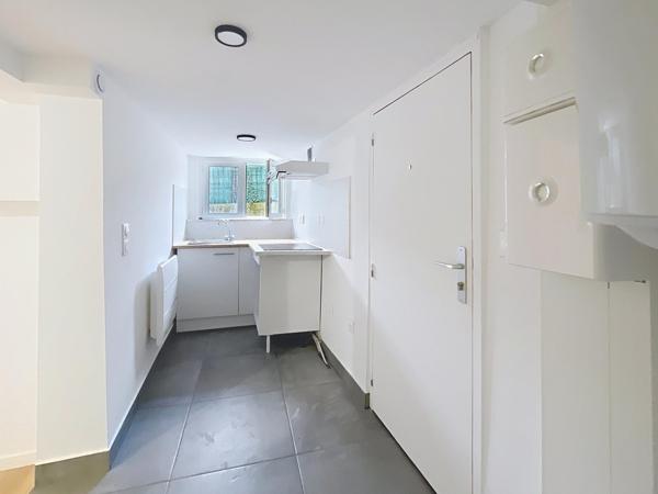 APPARTEMENT T2 DE 31M2 A ATHIS-MONS PROCHE RER C