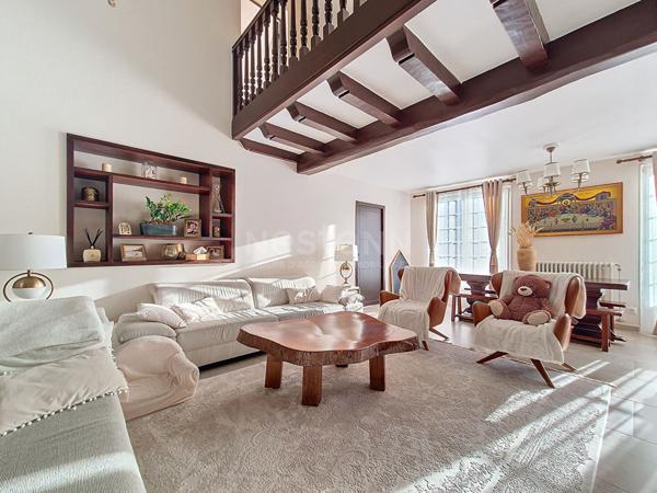 Maison Lamorlaye 6 pièce(s) 220 m2