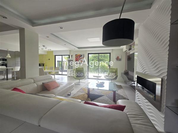 Maison à LAILLE, 35890 - 9 pièces 249m²