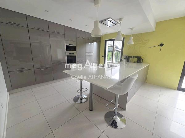 Maison à LAILLE, 35890 - 9 pièces 249m²