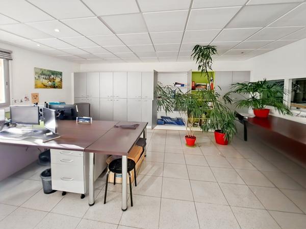 Bureaux Cesson 3 pièce(s) 100 m2