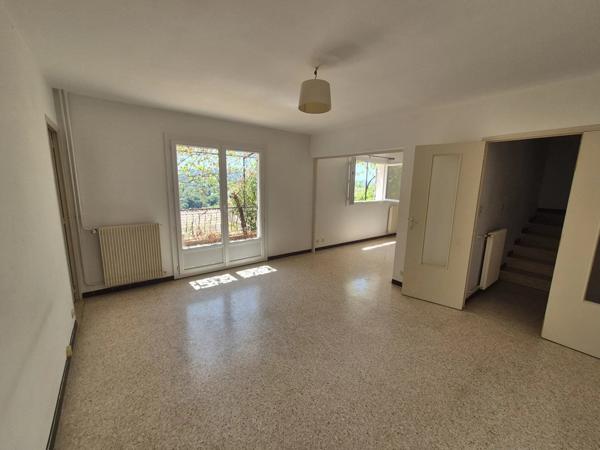 Vente Maison 2 pièces 90 m2 à Carcès