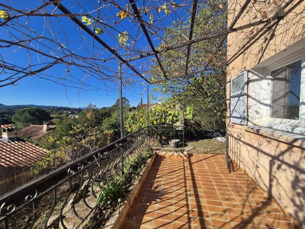 Vente Maison 2 pièces 90 m2 à Carcès