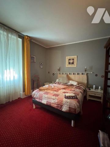 Maison d'env. 185m² à PITHIVIERS (45300)