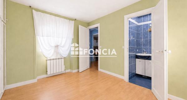 À vendre Appartement 2 pièces 50 m² - Versailles 78000
