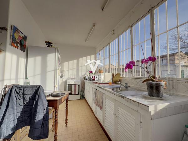 Châteauneuf-les-Martigues (13220) VIAGER LIBRE LOUÉ – IMMEUBLE MIXTE – RENTABILITÉ IMMÉDIATE