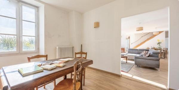 Maison 6 pièces - 230 m²