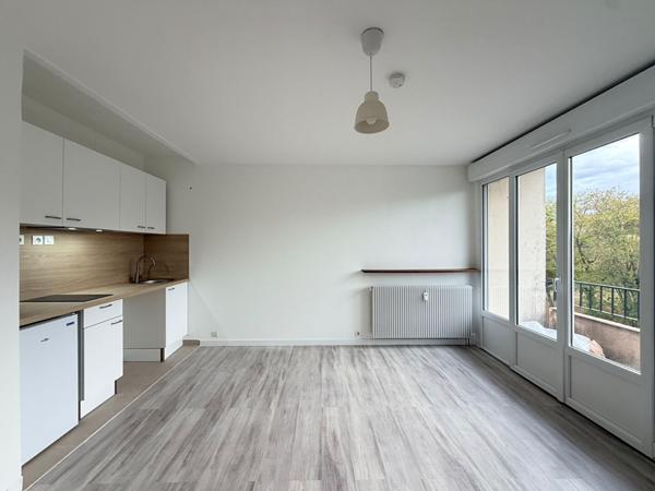 TYPE 1, REIMS - COURLANCY