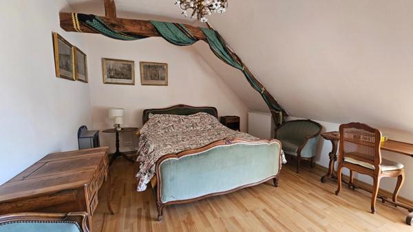 Propriete à vendre 7 pièces Proche de CHATEAU DU LOIR (72)