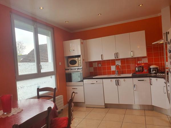 Spacieuse maison familiale à la Rochette 77