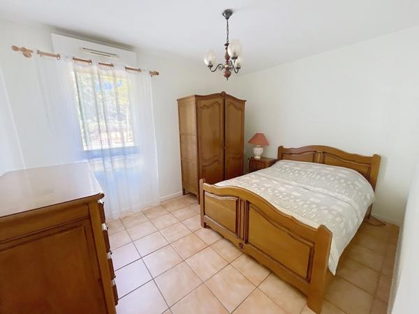 Le THOLONET Appartement 3 pièces, PALETTE, TERRASSE 29 M², GARAGE, VUE DEGAGEE.