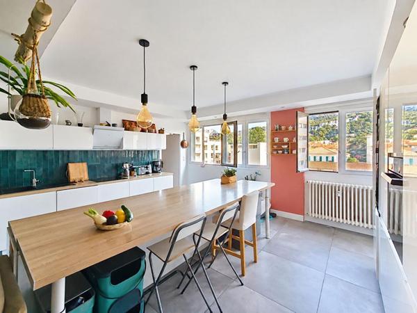 TOULON CLARET, 126 M², 3 CHAMBRES + BUREAU