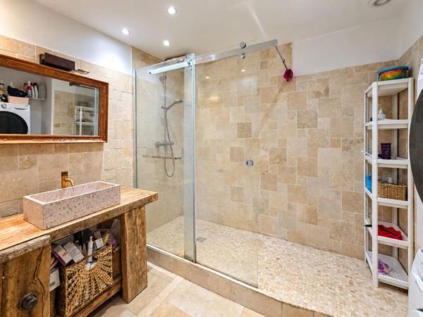 TOULON CLARET, 126 M², 3 CHAMBRES + BUREAU