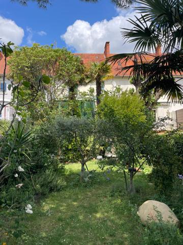 LA ROCHELLE JOURDAN PROCHE PARC ET PLACE DE VERDUN ,  La rochelle