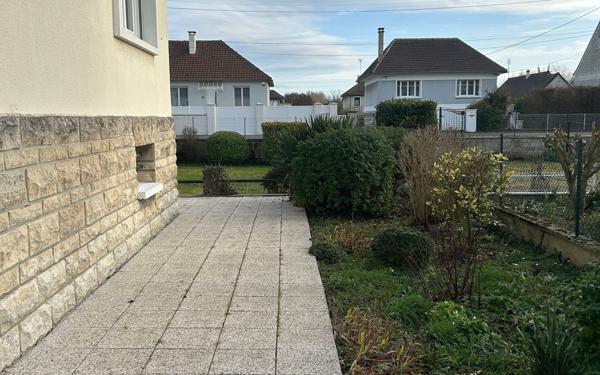 Maison à vendre    3 pièces •  Choisy-au-Bac