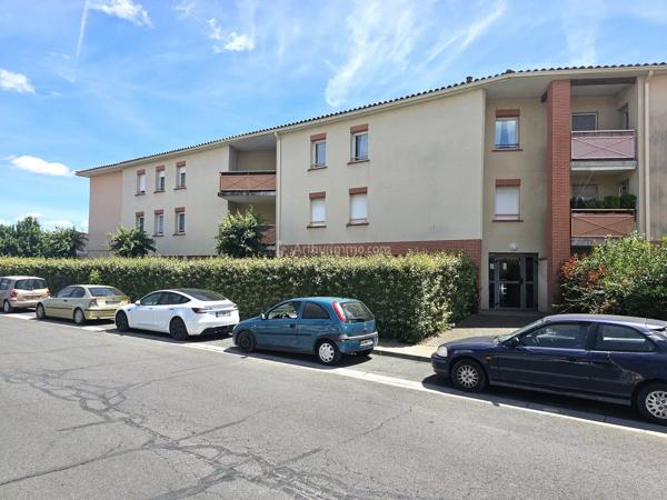 Vente                                                      Appartement
                        
                     2 pièces                      45 m2                     à Albi