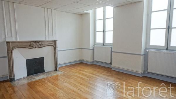 Location appartement Moulins - 2 pièce(s) - 53 m² - 425 €/mois