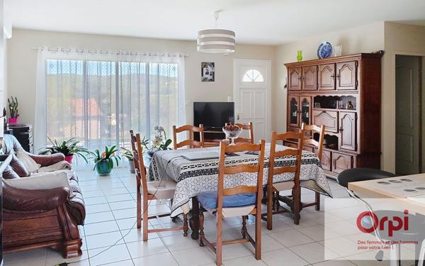 Maison à vendre    4 pièces •  Le Lardin-Saint-Lazare