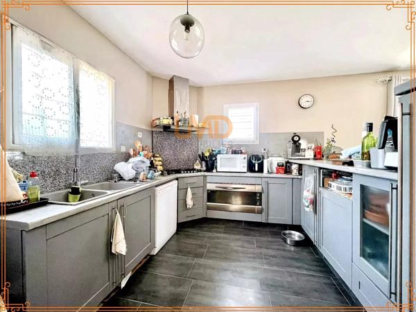 Villa contemporaine T4 de 116 m² de plain-pied à Paulhan (34230)