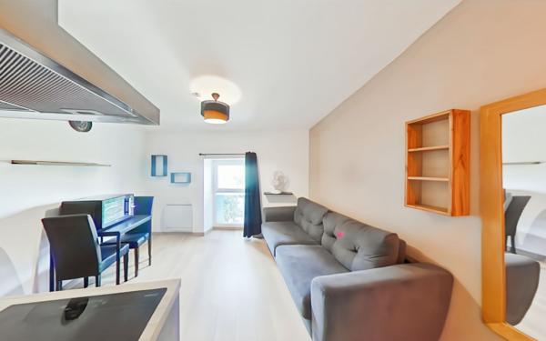 Appartement à louer    1 pièce • 17,23 m2 Valence
