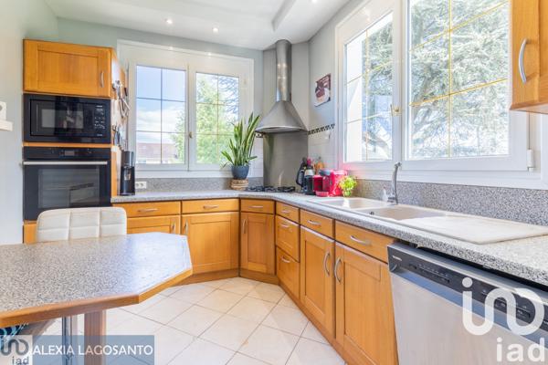 Maison à vendre 6 pièces 143 m² Brunoy