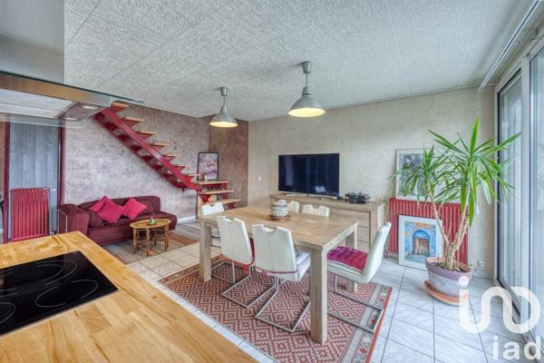 Appartement à vendre 5 pièces 140 m² Saint-Égrève