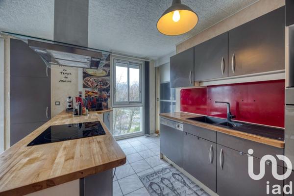 Appartement à vendre 5 pièces 140 m² Saint-Égrève