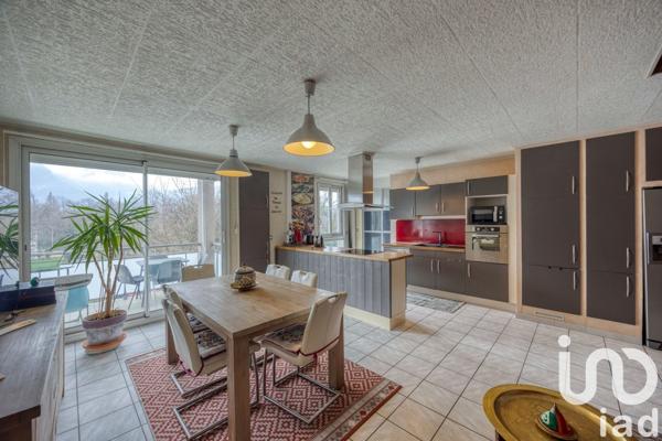 Appartement à vendre 5 pièces 140 m² Saint-Égrève