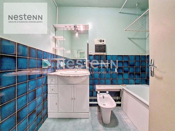 Saran bourg, appartement 3 chambres avec box en sous sol, parking et cave, dernier étage avec balcon, vue dégagée