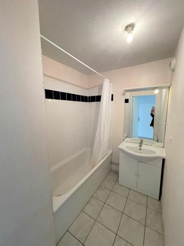 Appartement à vendre    2 pièces •  Beuzeville