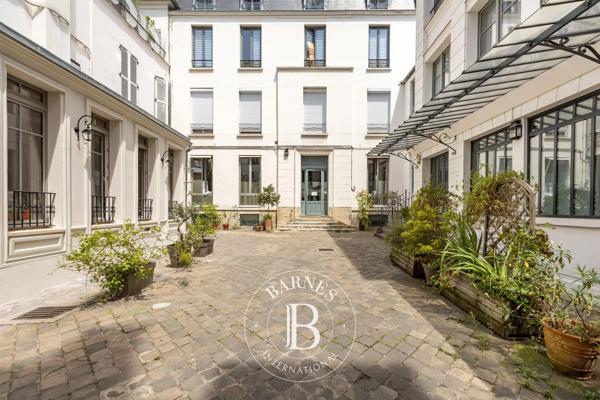 Paris 10ème, Bureau   à vendre
