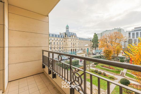 À vendre : Appartement 3 pièces à ISSY LES MOULINEAUX - 2 minutes métro ligne 12