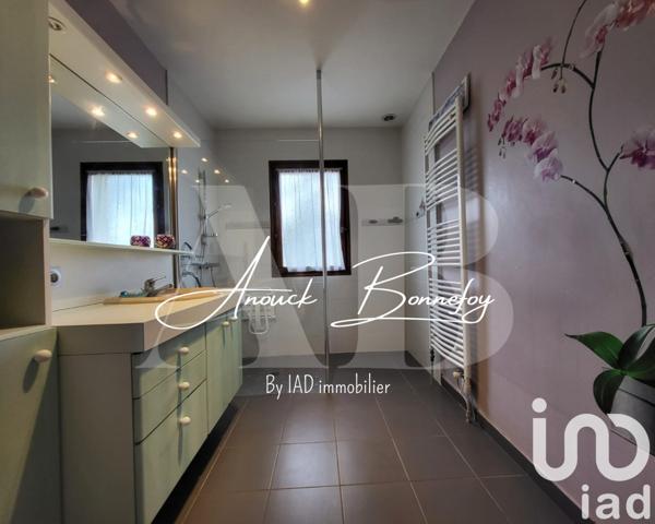 Maison traditionnelle 4 pièces de 105 m² à Bourg-de-Péage (26300)